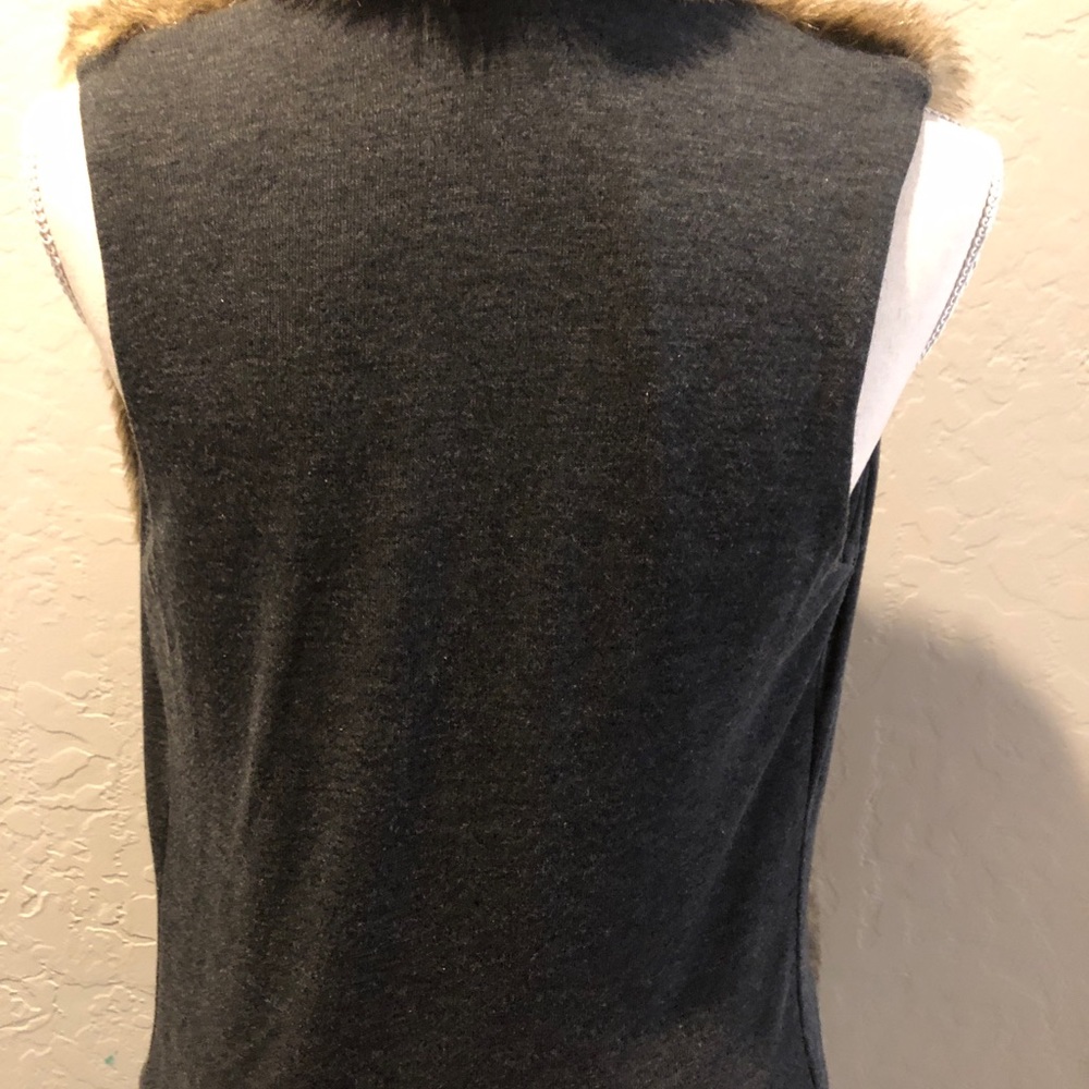 Jacket/vest - Picture 2 of 2